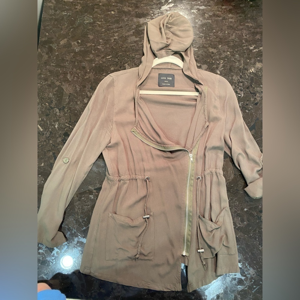 ANTHROPOLOGIE Olive Green Utility Jacket with pockets and hood - S
